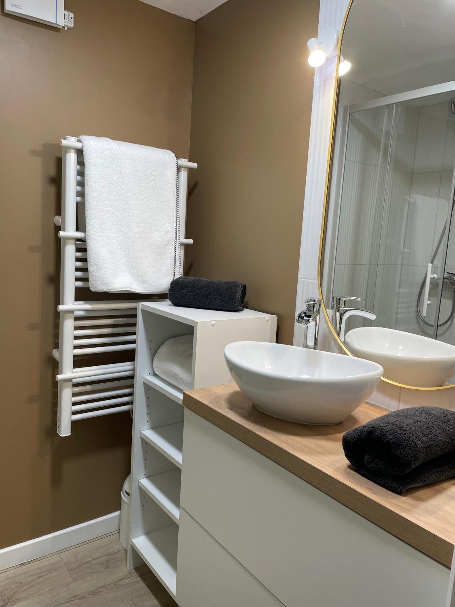 Essen'Ciel Bed & Breakfast Nimes Bagian luar foto